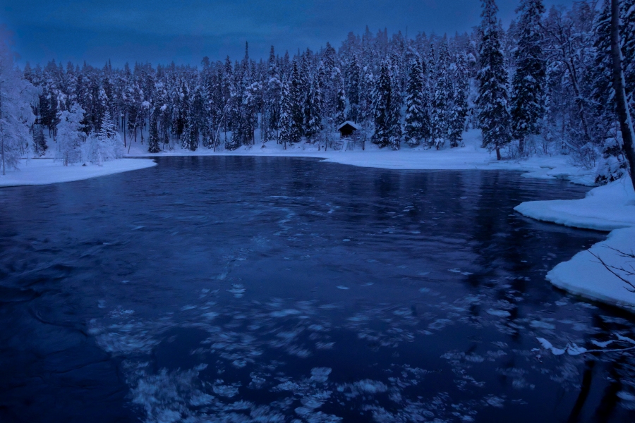 Zima w Finlandii - noc polarna